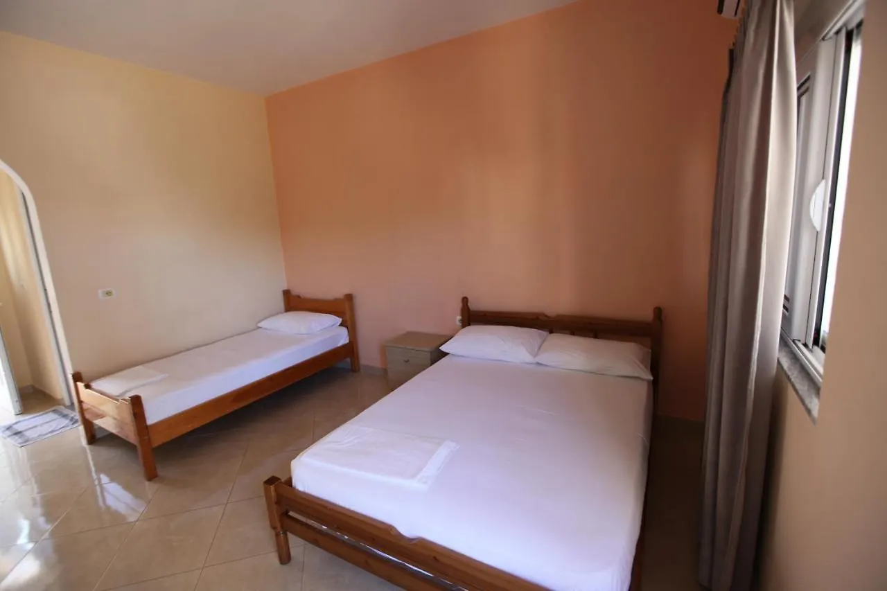 Alexia Apartments Borsh