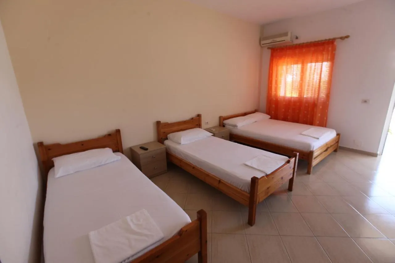 Alexia Apartments 0*, Borsh